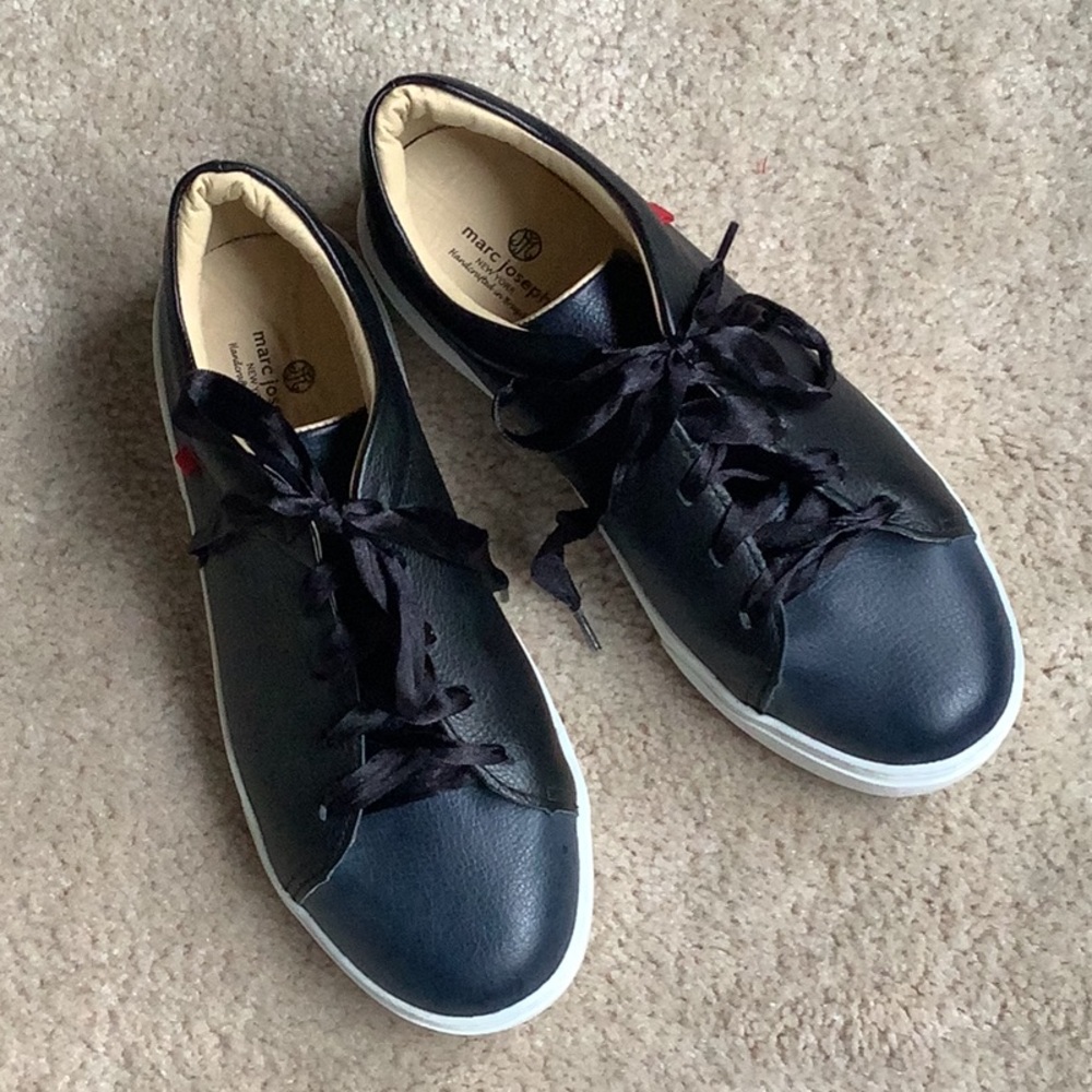 Marc Joseph genuine leather sneakers.  Black/navy  Sz 6 but run big